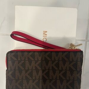 Michael Kors Large Double Zip Wallet Wristlet-New - Never Used **Mint Condition